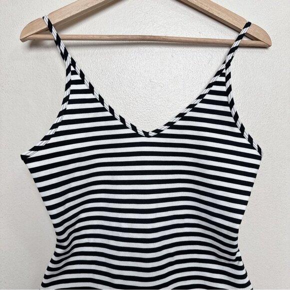 Aritzia Womens Large Sunday Best Vneck Striped Bodysuit - Picture 3 of 12